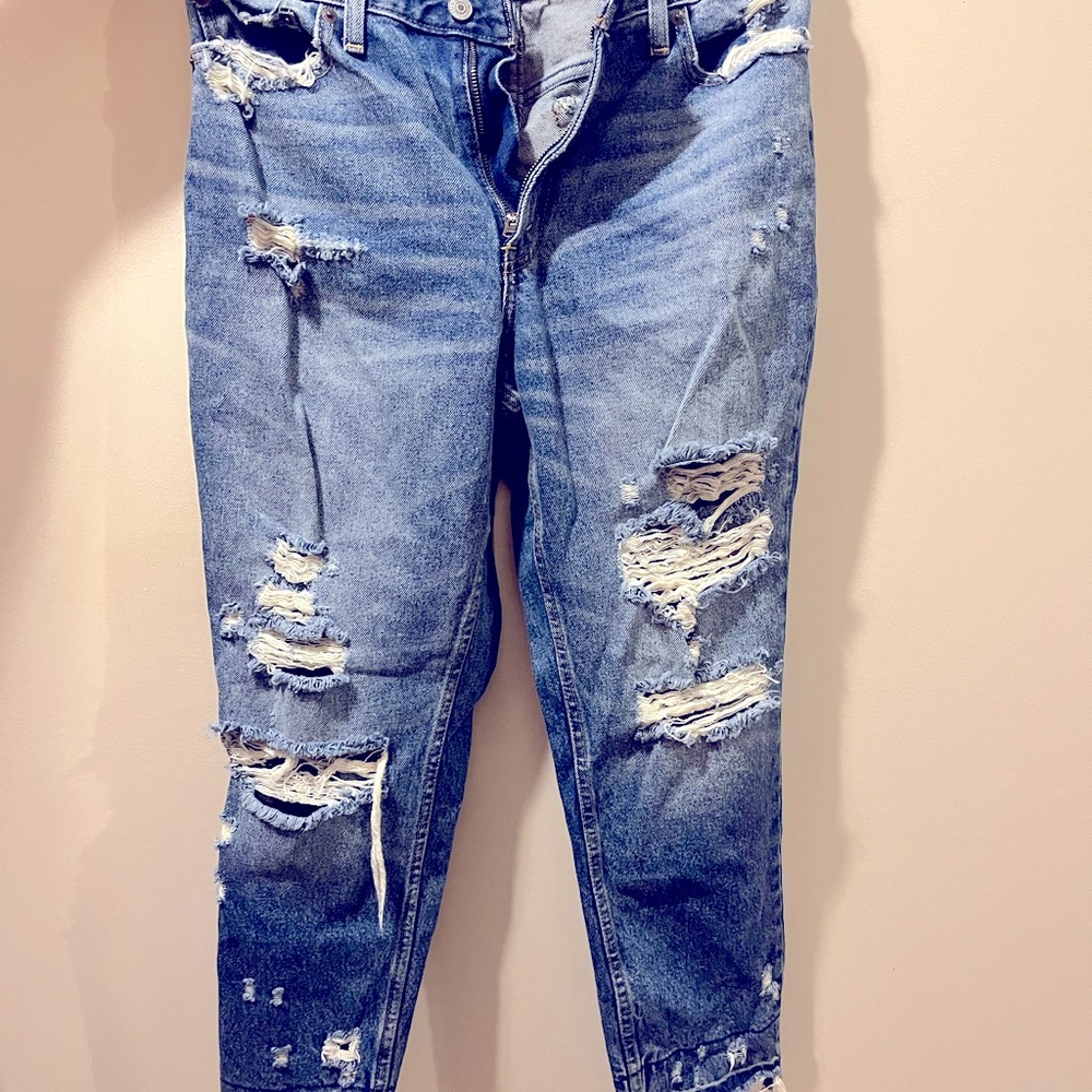 Abercrombie & fitch jeans.